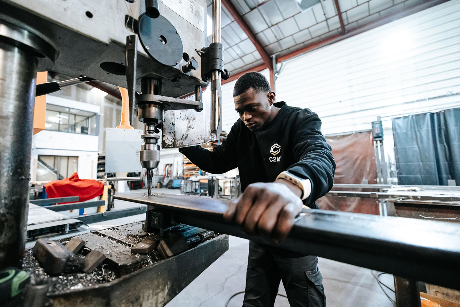 Fabrication de serrure par C2M Métallier & Serrurier
